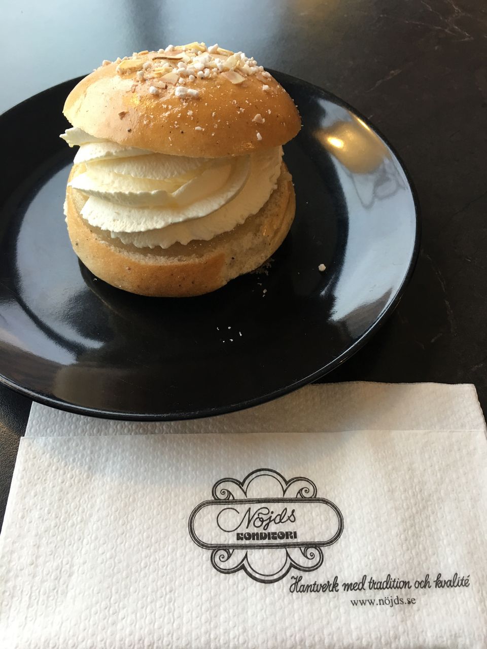 Semla från Nöjds konditori Göteborg